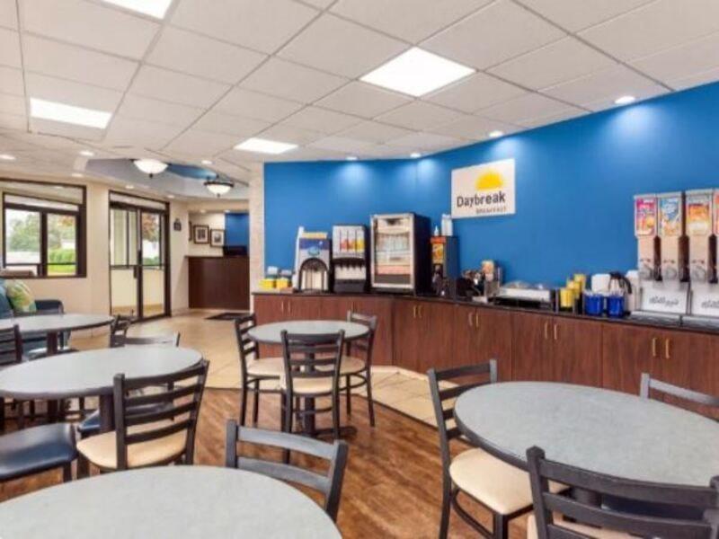 Days Inn By Wyndham Weldon Roanoke Rapids מראה חיצוני תמונה