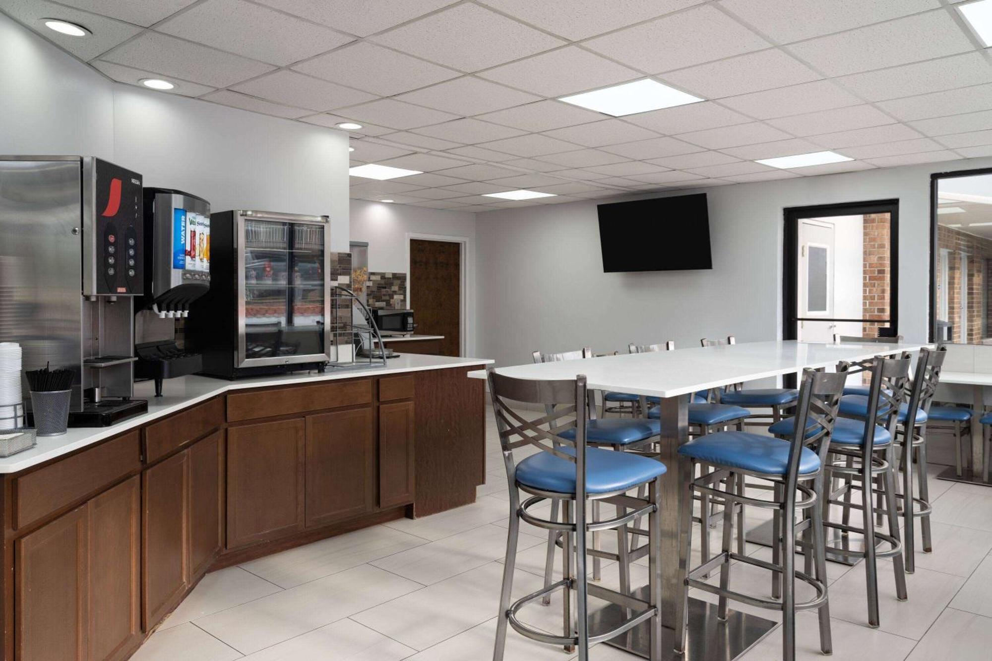 Days Inn By Wyndham Weldon Roanoke Rapids מראה חיצוני תמונה
